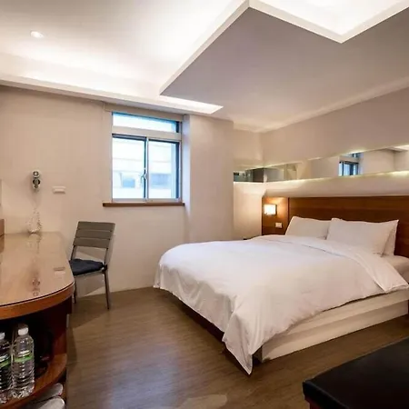 Royal Garden Hotel-3